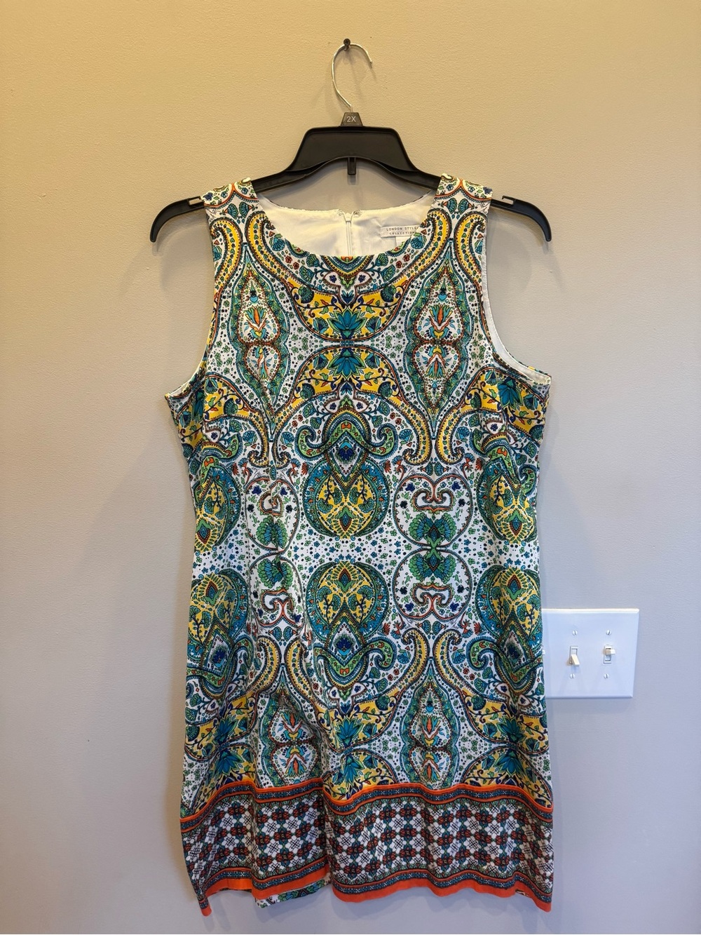 London Style Multicolor Paisley Tank Shift Dress in Green, Yellow and Teal